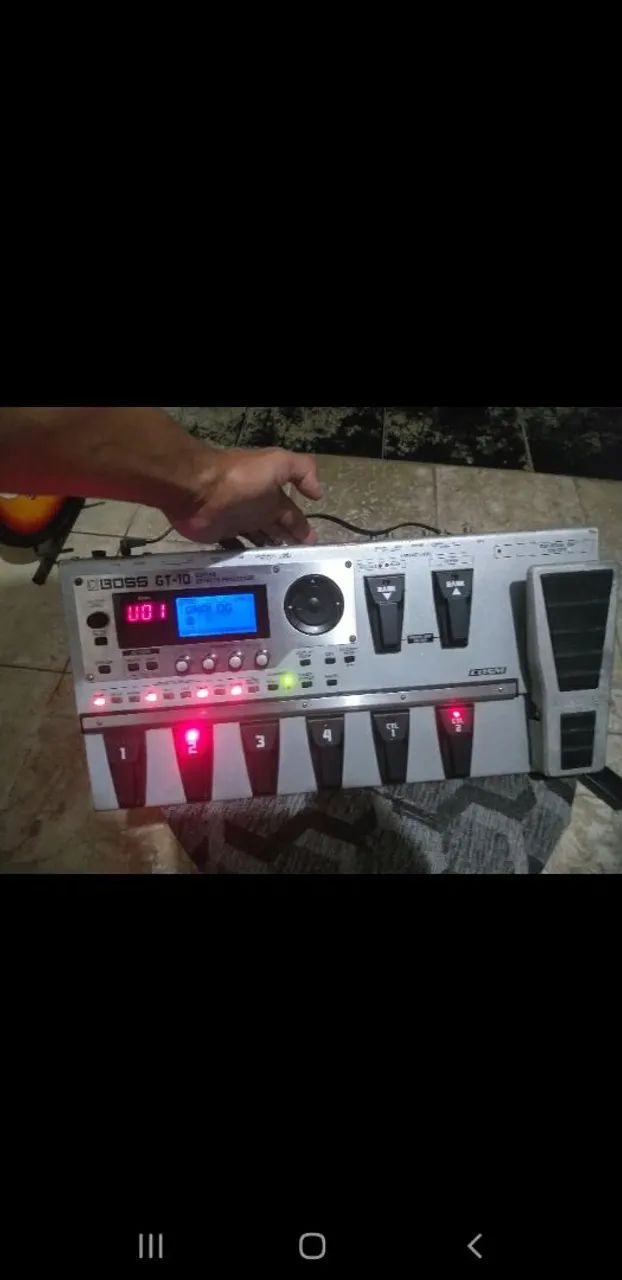 BOSS GT-10 Effects Processor64312827326722124