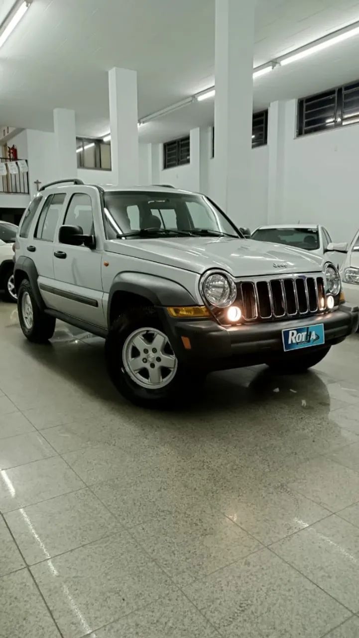 Jeep Cherokee Cherokee Sport 3.7 4x4 V6 12V Aut. 2007