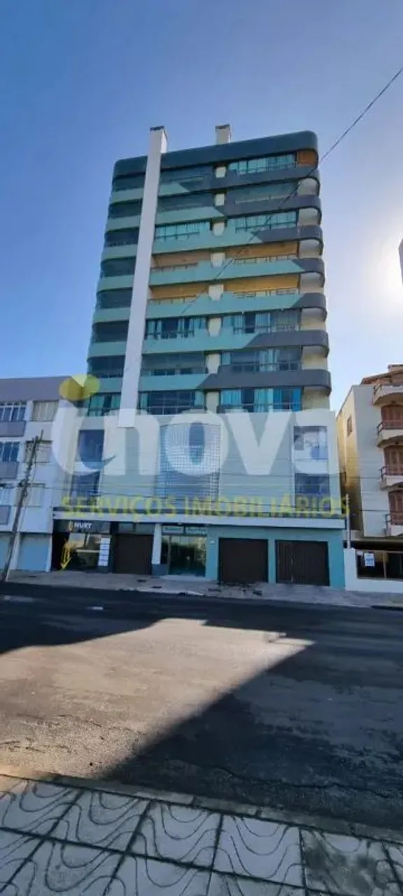 APARTAMENTO COM 3 SUÍTES NO CENTRO DE TRAMANDAÍ