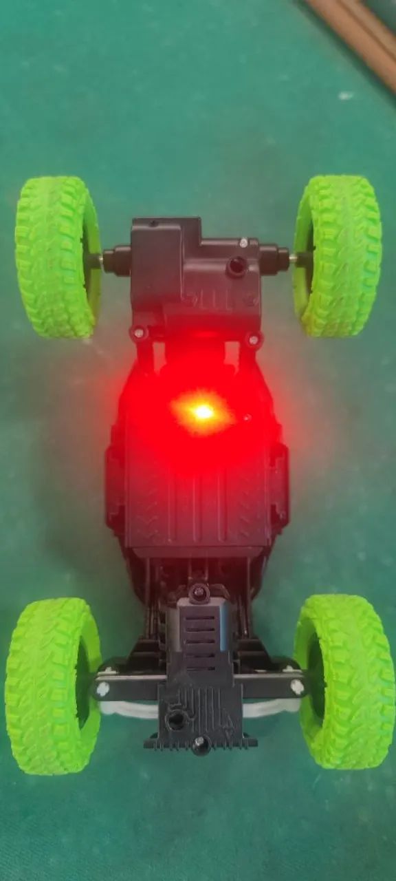 Carrinho de controle remoto off-road - Foto 4