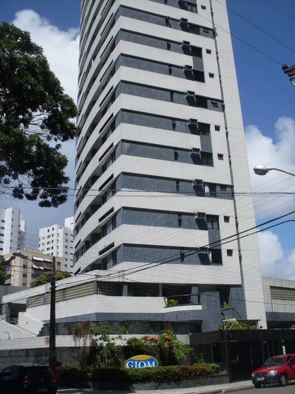 EDIFÍCIO RESIDENCIAL GIOM