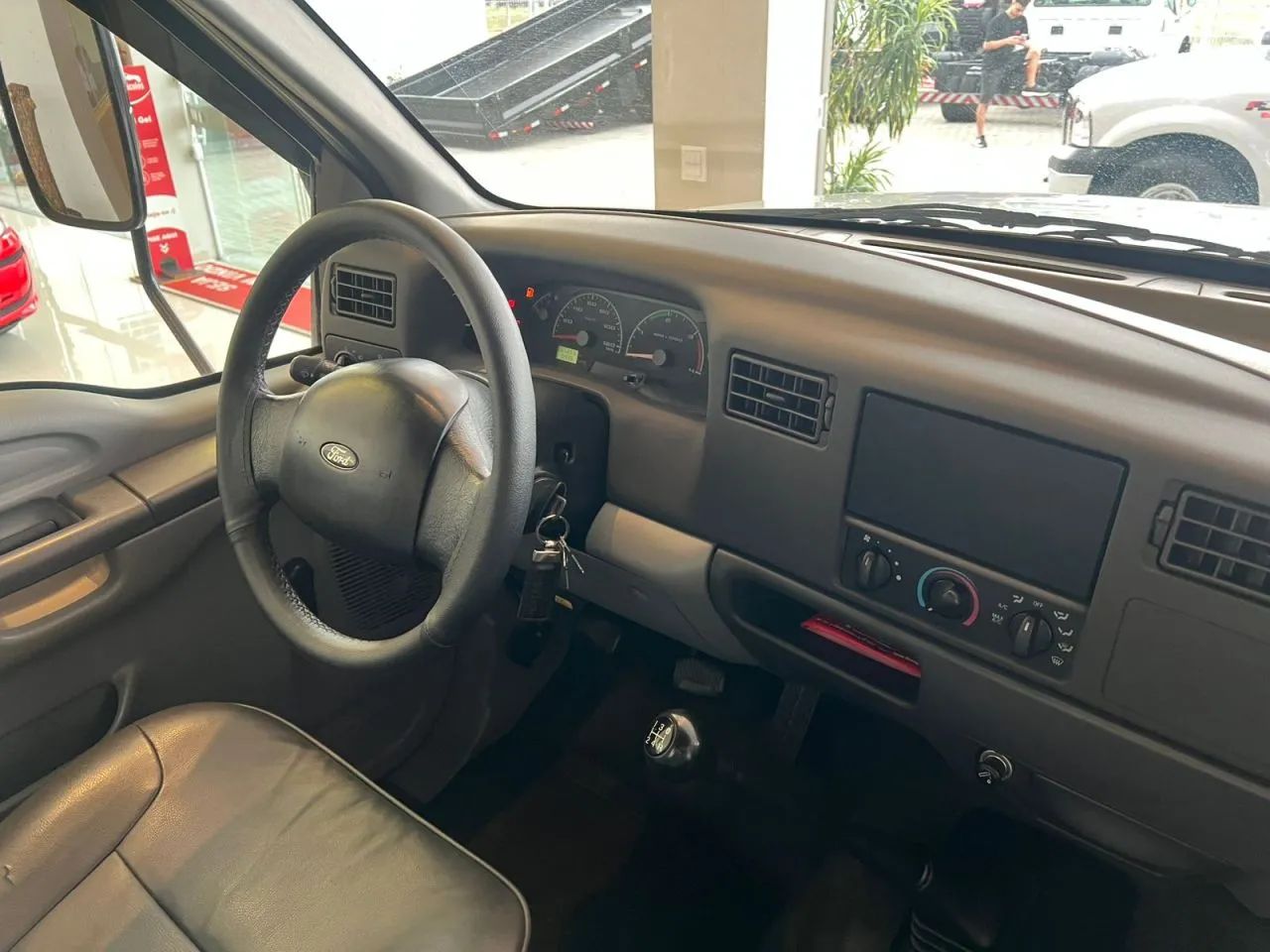 Ford F-4000 4x2 Turbo Diesel Completa Apenas 65.000 km 2011 - Foto 12