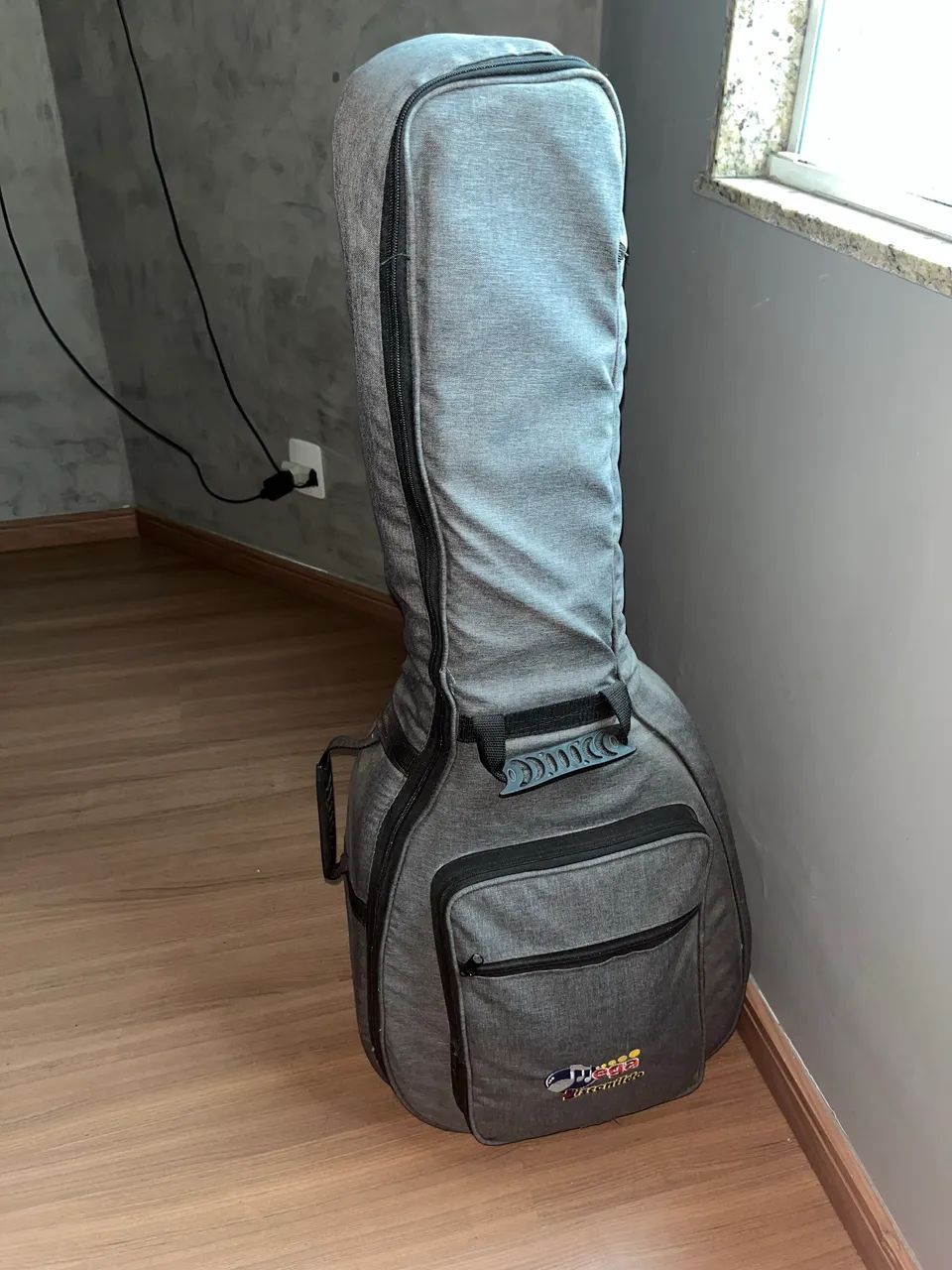 Vendo Violão Elétrico Gonzalez com Afinador Elétrico e Bolsa/Case para carregar - Foto 4