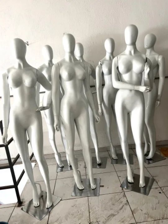 7 Manequim de Fibra cor Branca Feminino - Foto 2