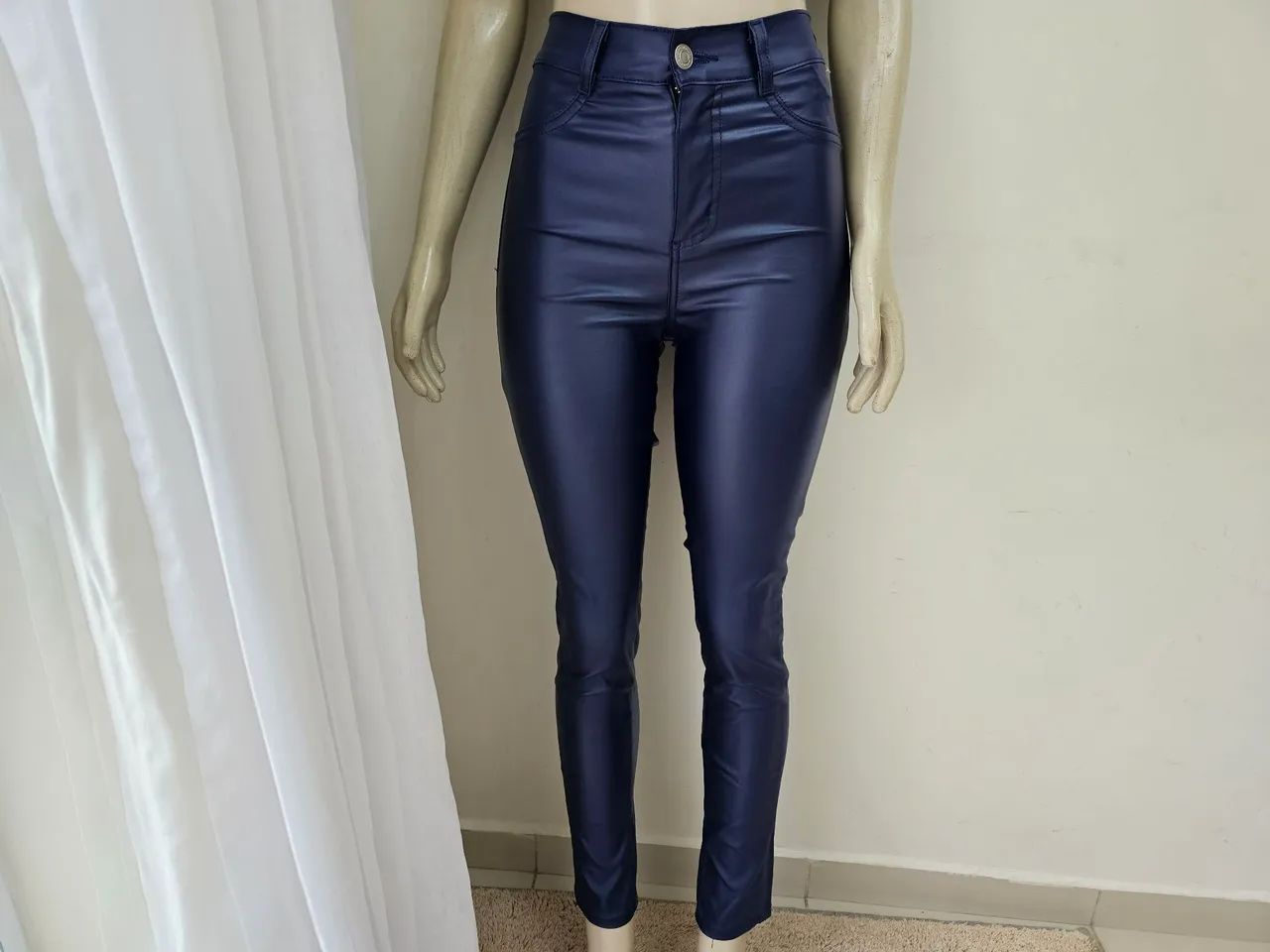Calça couro fake Sawary  - Foto 2