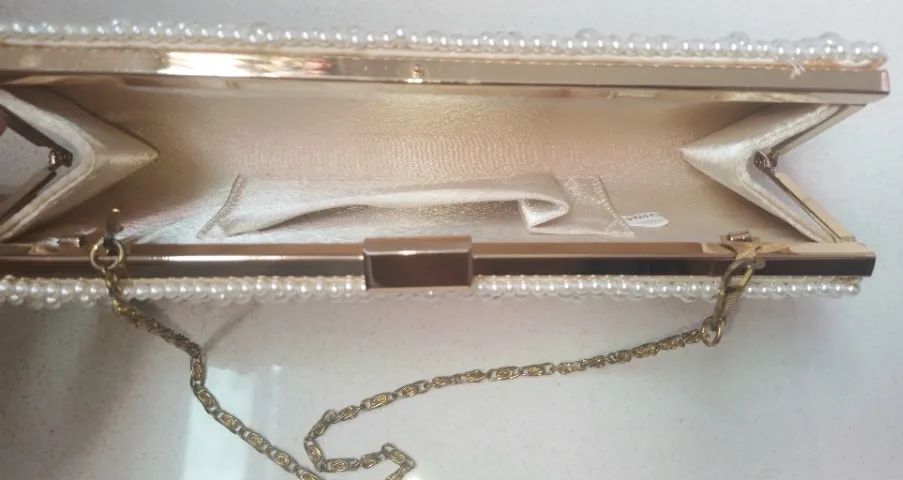 Bolsa para Festas com Miçangas de Pérolas Usada - Foto 5