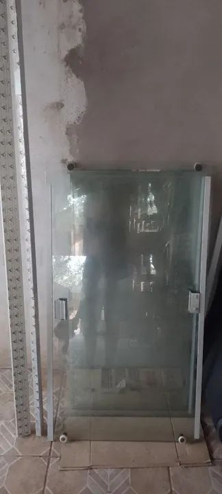 Janela de vidro 2M por 1.10 - Foto 2