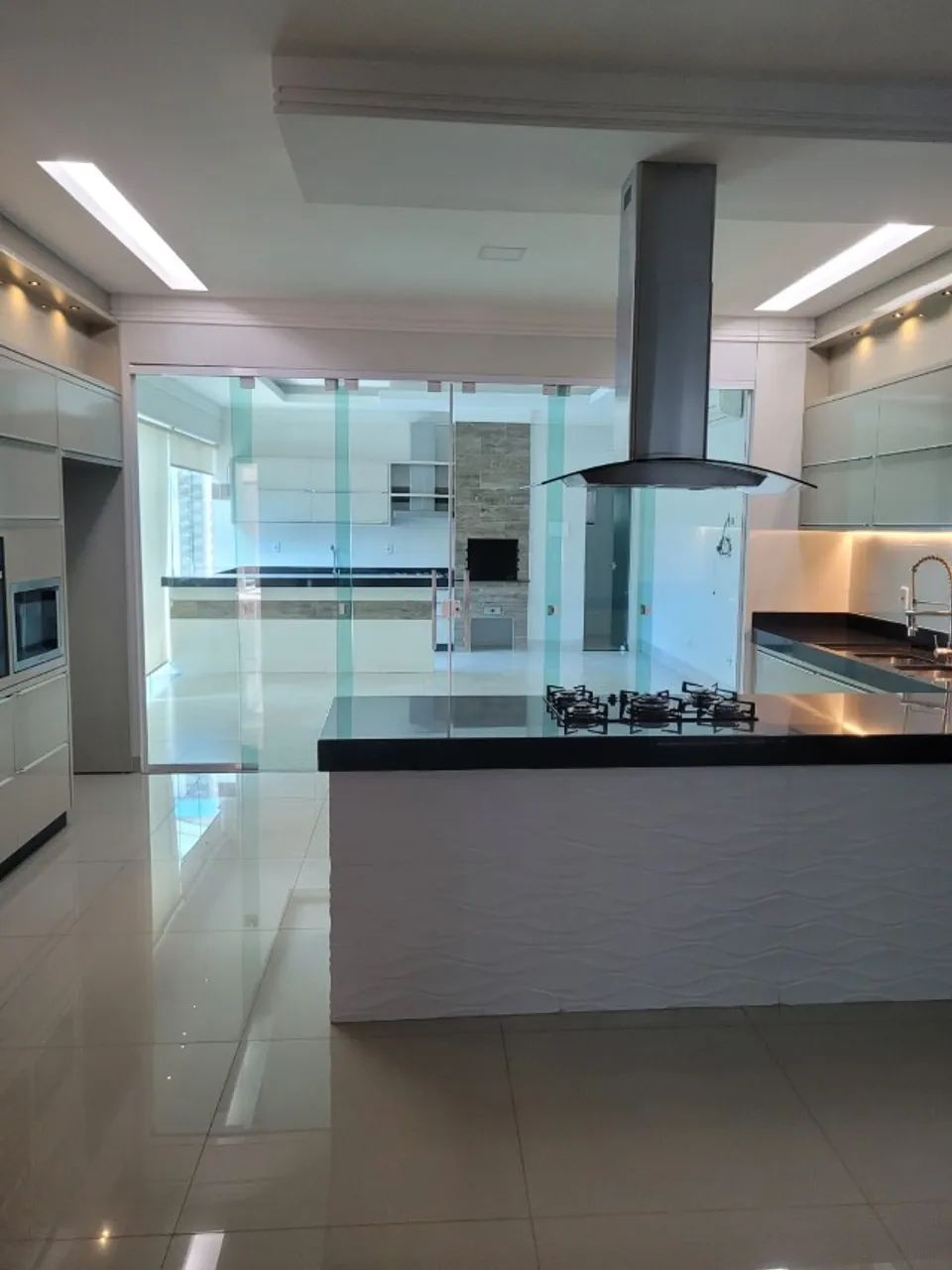 Casa alto padrão na quadra 304 Norte