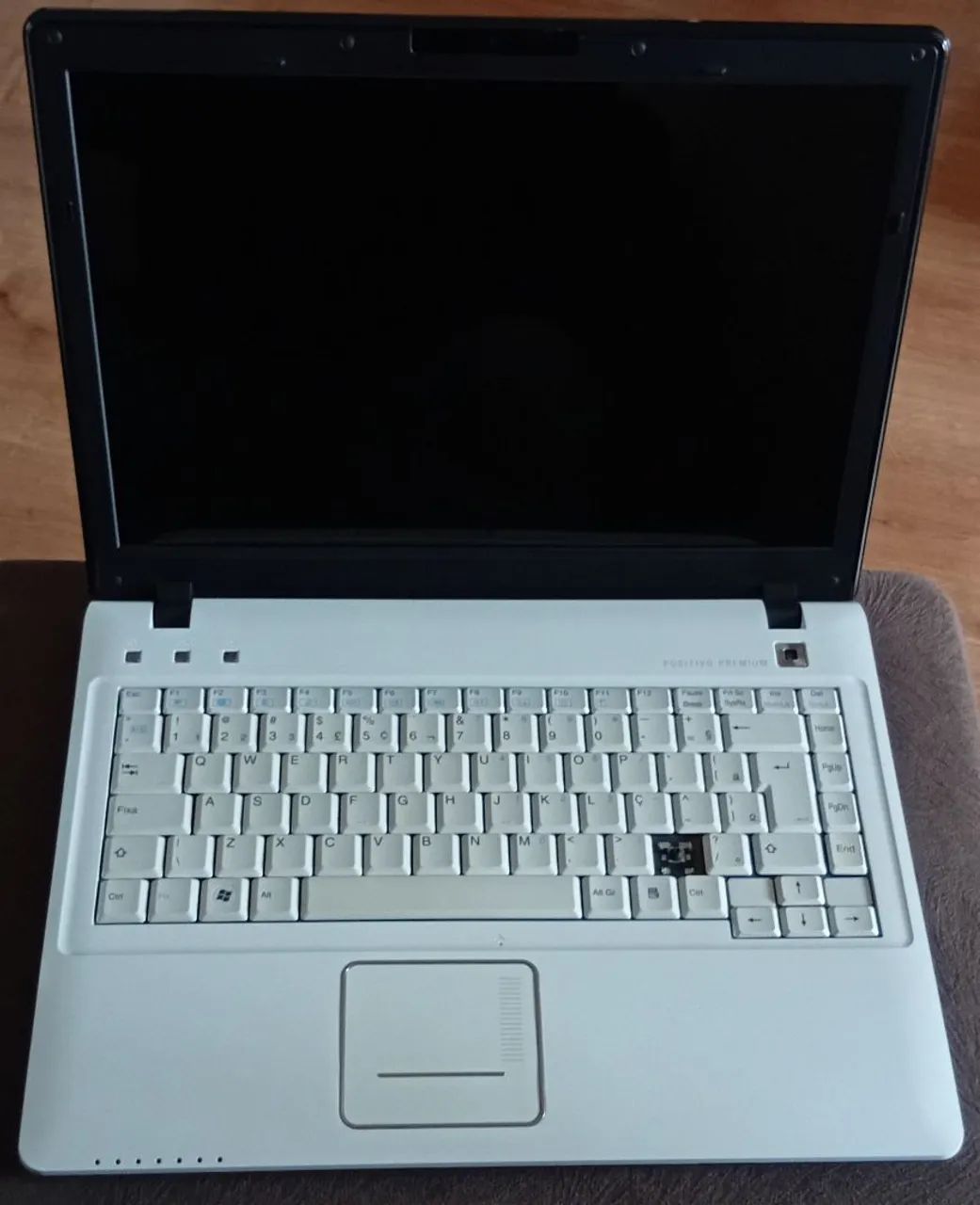 Notebook Positivo Premium P330B