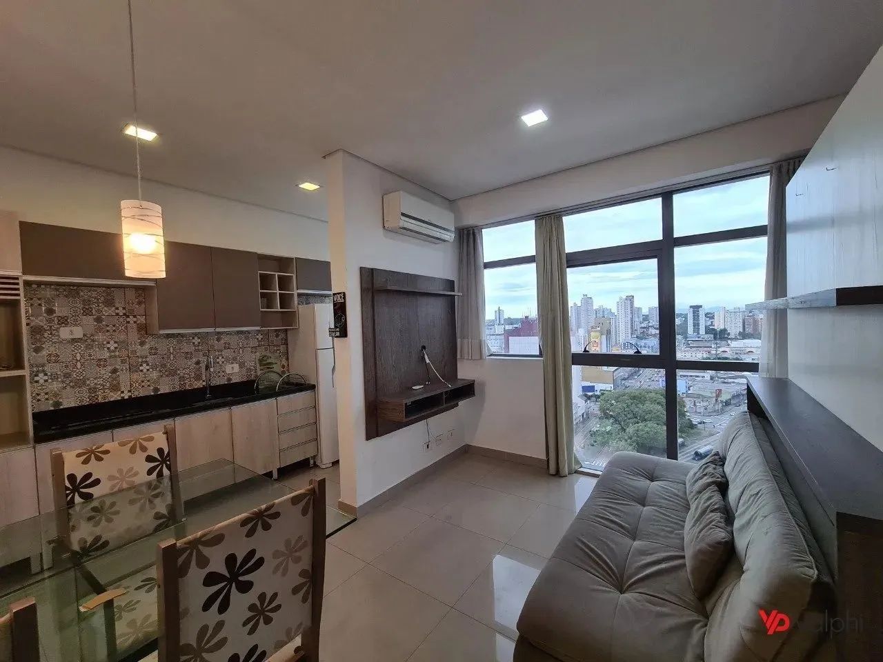 Studio mobiliado à venda no Centro, Curitiba. - Foto 2