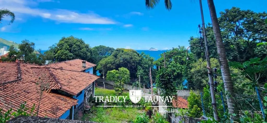 São Conrado - Estrada do Joá: Oportunidade única de adquirir uma casa antiga 706,00m² ampl