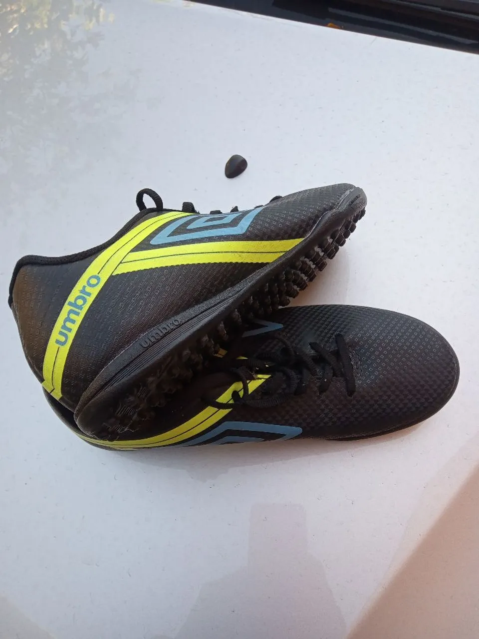 Chuteira Umbro Campo - Conforto e Desempenho