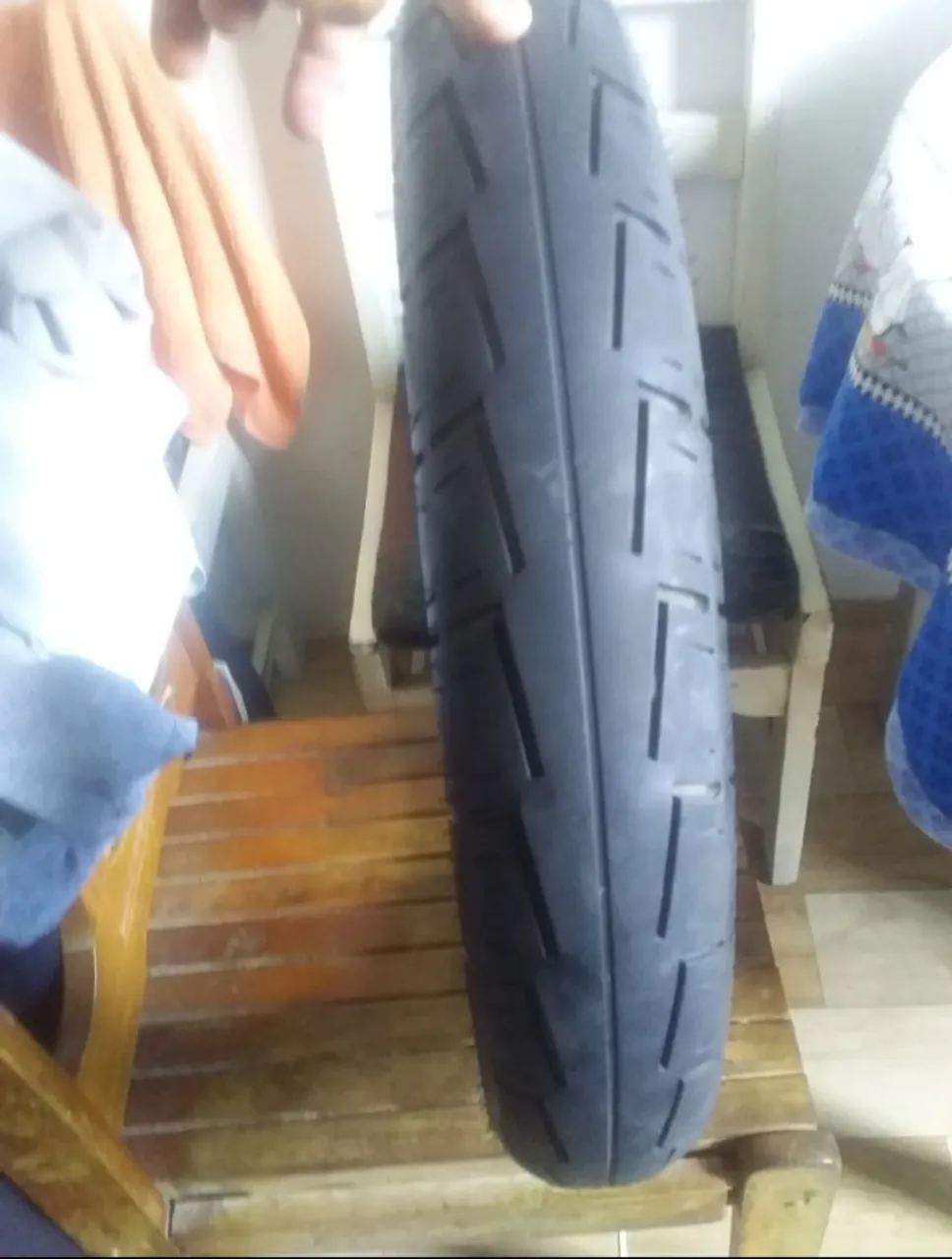 Pneu de Moto Protyre,9090/18.conservado. valor$ 100,00