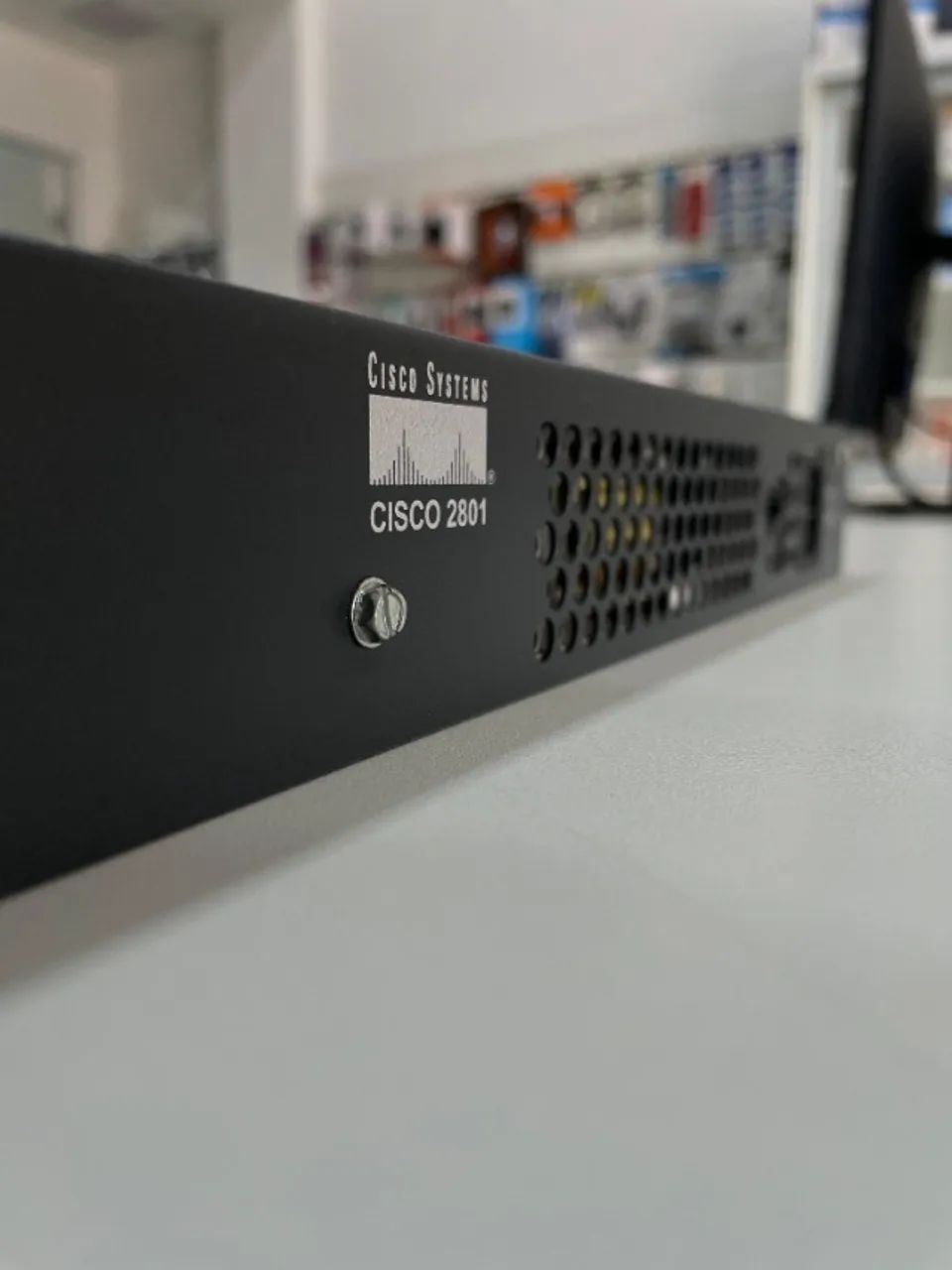 ROTEADOR CISCO 2800 SERIES - Foto 2