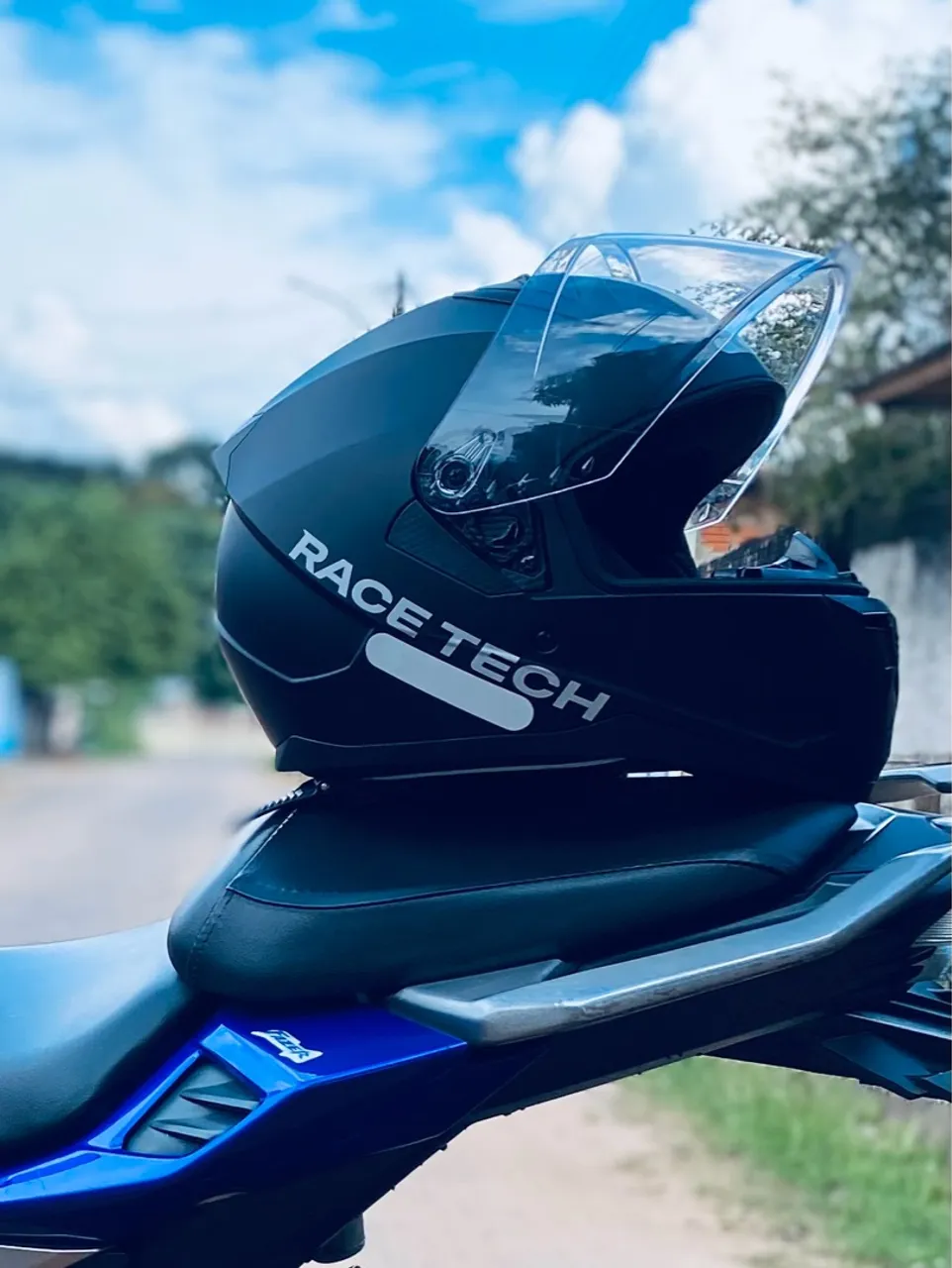 Capacete Race Tech Tamanho 60