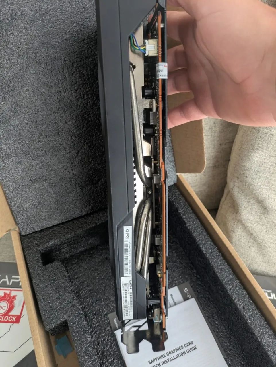 Placa de Vídeo AMD Sapphire 6700xt - Foto 3