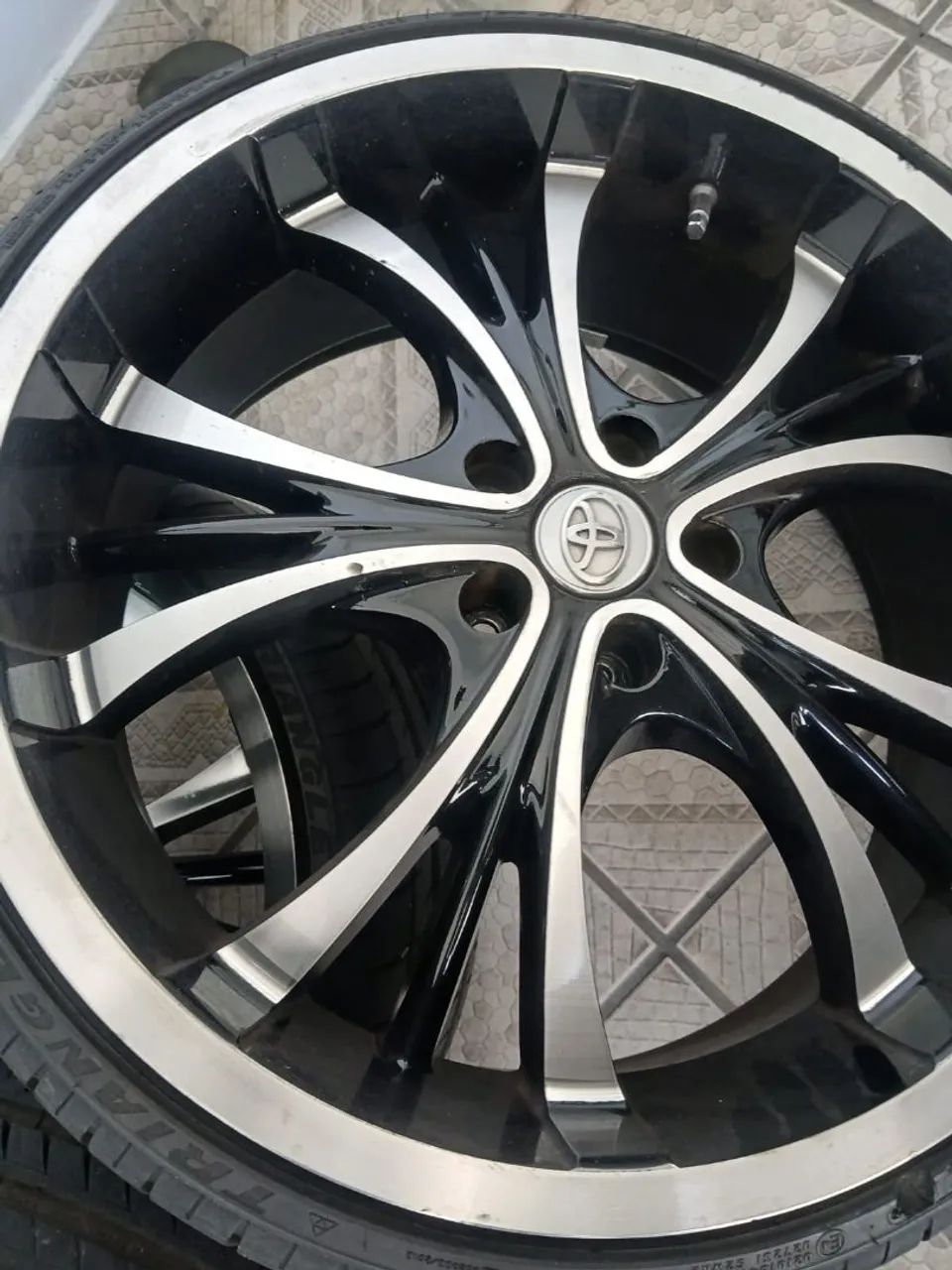 Aro 20 com rodas  - Foto 3