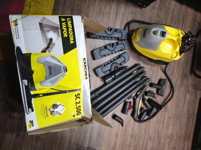 VENDO LIMPADORA VAPOR KARCHER SC 2.500