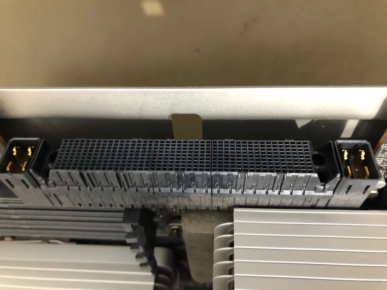 CPU Tray Mac Pro 5,1 Mid 2012 - Peças de Hardware - Ferroviário