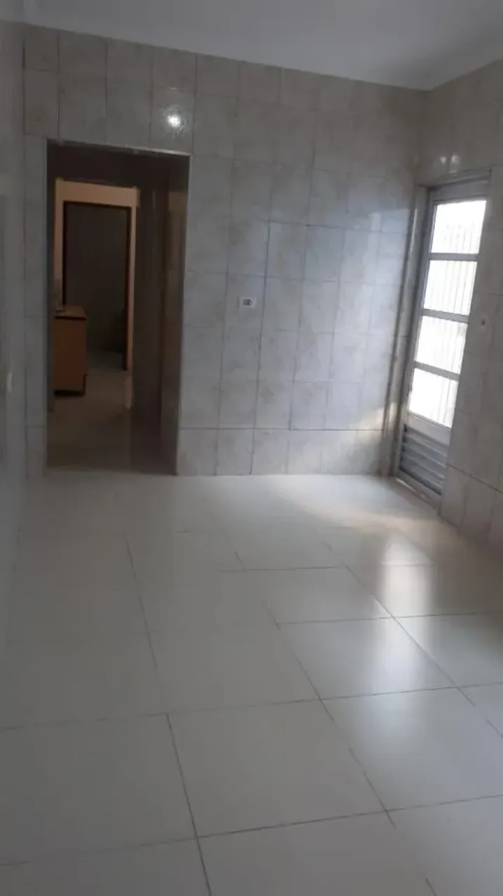 Sobrado para Venda em Barueri, Jardim Maria Helena, 3 dormitórios, 1 banheiro, 1 vaga