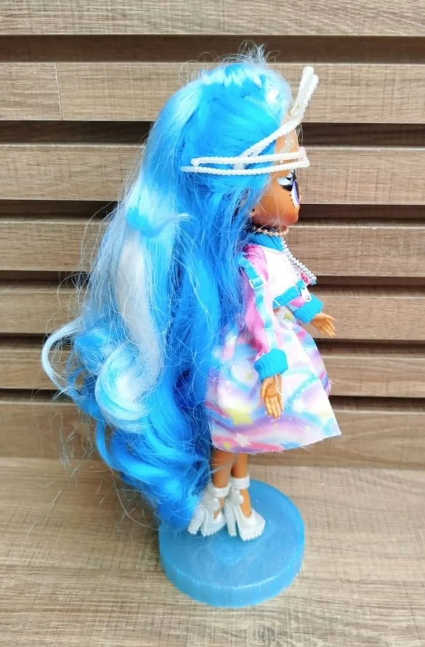 Boneca LOL Surprise OMG Queens Splash Beauty - Foto 4