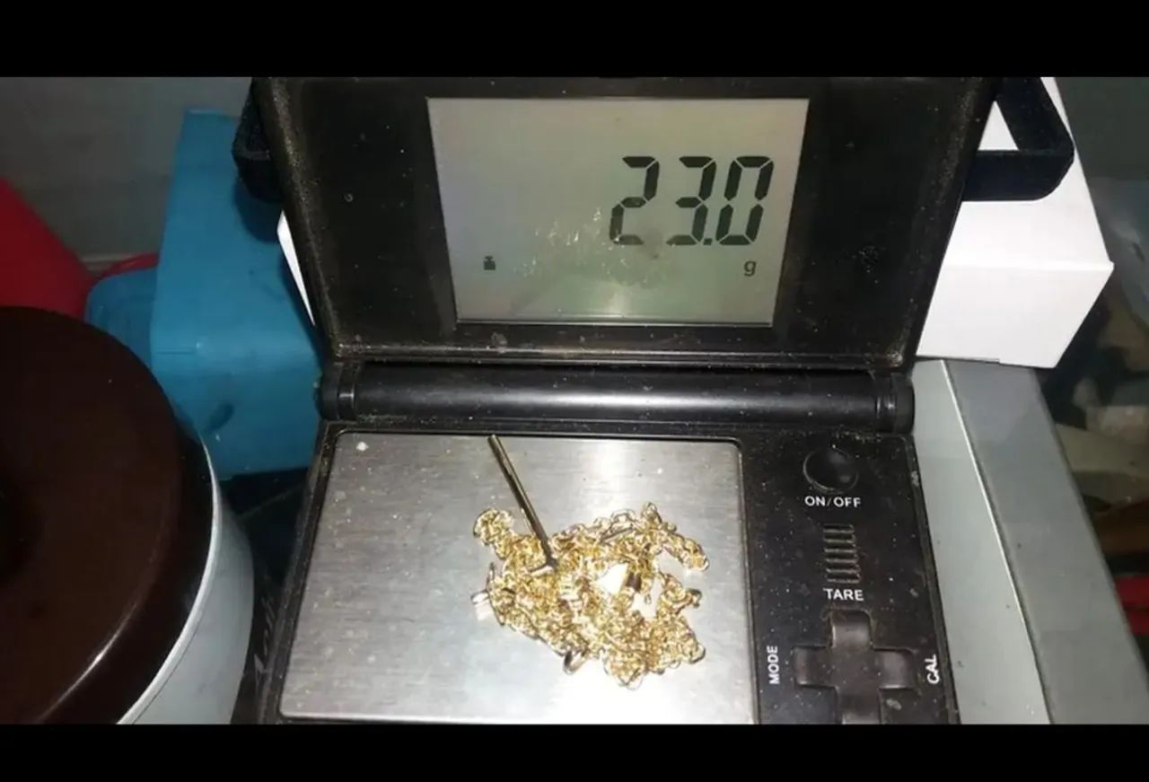 Corrente Cartier com Pingente em Ouro 18k  - Foto 2