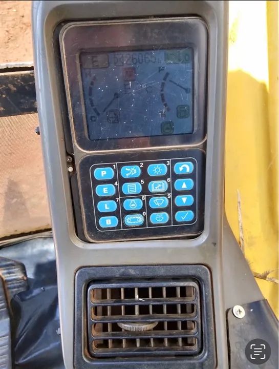 ESCAVADEIRA KOMATSU PC 228 LLC - Foto 5