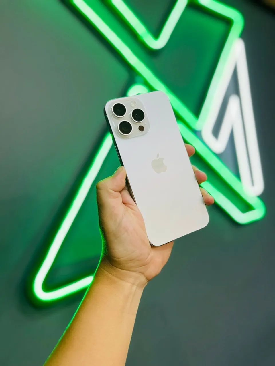 iPhone 15 pro maxx 256gb / avance nessa terça feira 