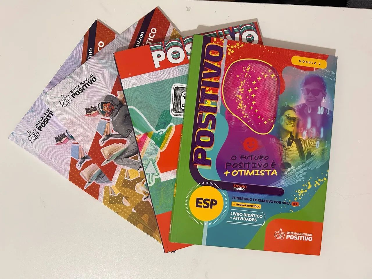 Coleção de livros da positivo do 1° ano do Ensino médio completo  - Foto 2