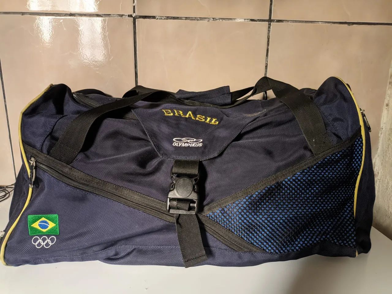 Bolsa grande para viagem Olympikus Brasil handebol  - Foto 2