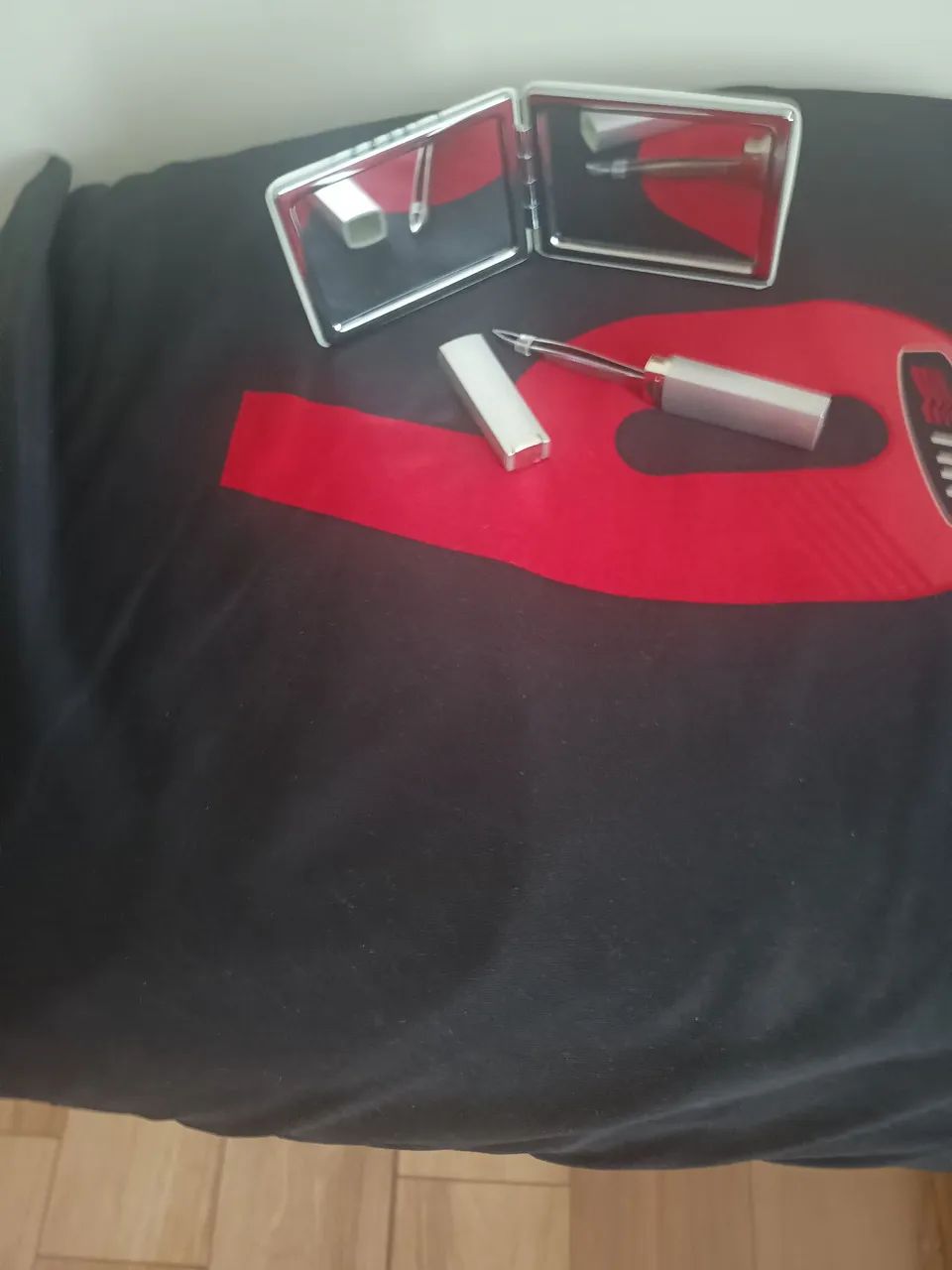 Conjunto de Espelho duplo com Pinça para sombrancelhas