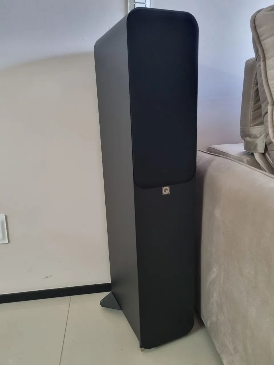 Par de caixas Torre Q ACUSTIC 3050c  - Foto 3