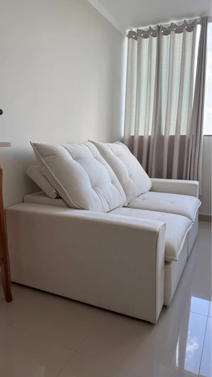 Sofá Linho 2 lugares branco moderno
