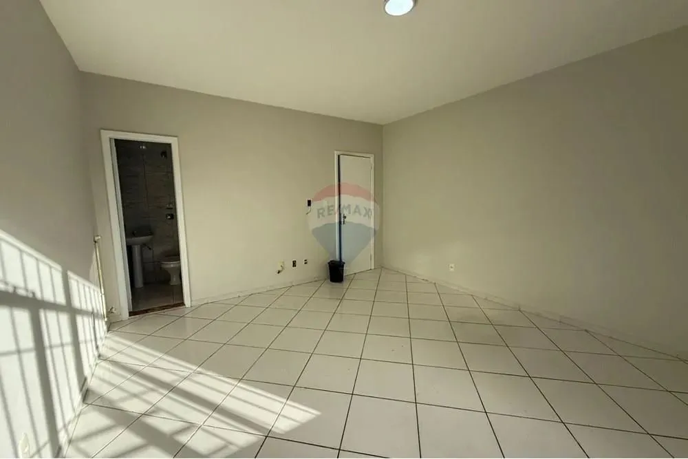 Sala comercial para alugar, 28m², por R$700,00, Curicica, Jacarepaguá, Rio de Janeiro,RJ.