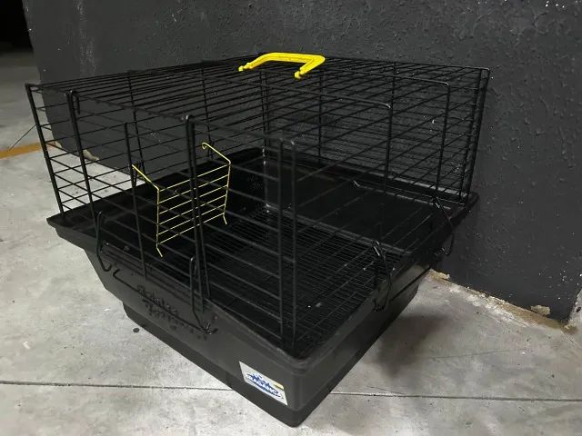 Gaiola Pequena Para Coelhos Black Standart com alça