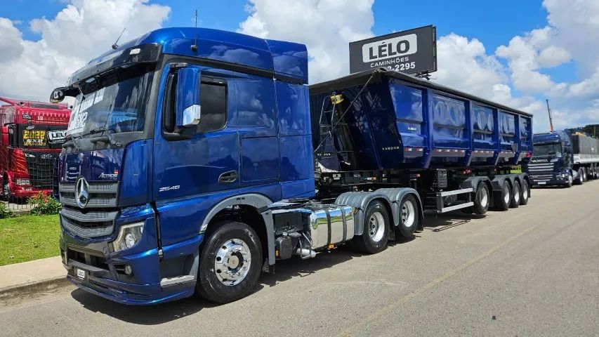 MB New Actros 2548 6x2 Ano 21 Placa Solar baixo km + 4 Eixo Basculante Randon 55m³c/ pneus - Foto 4