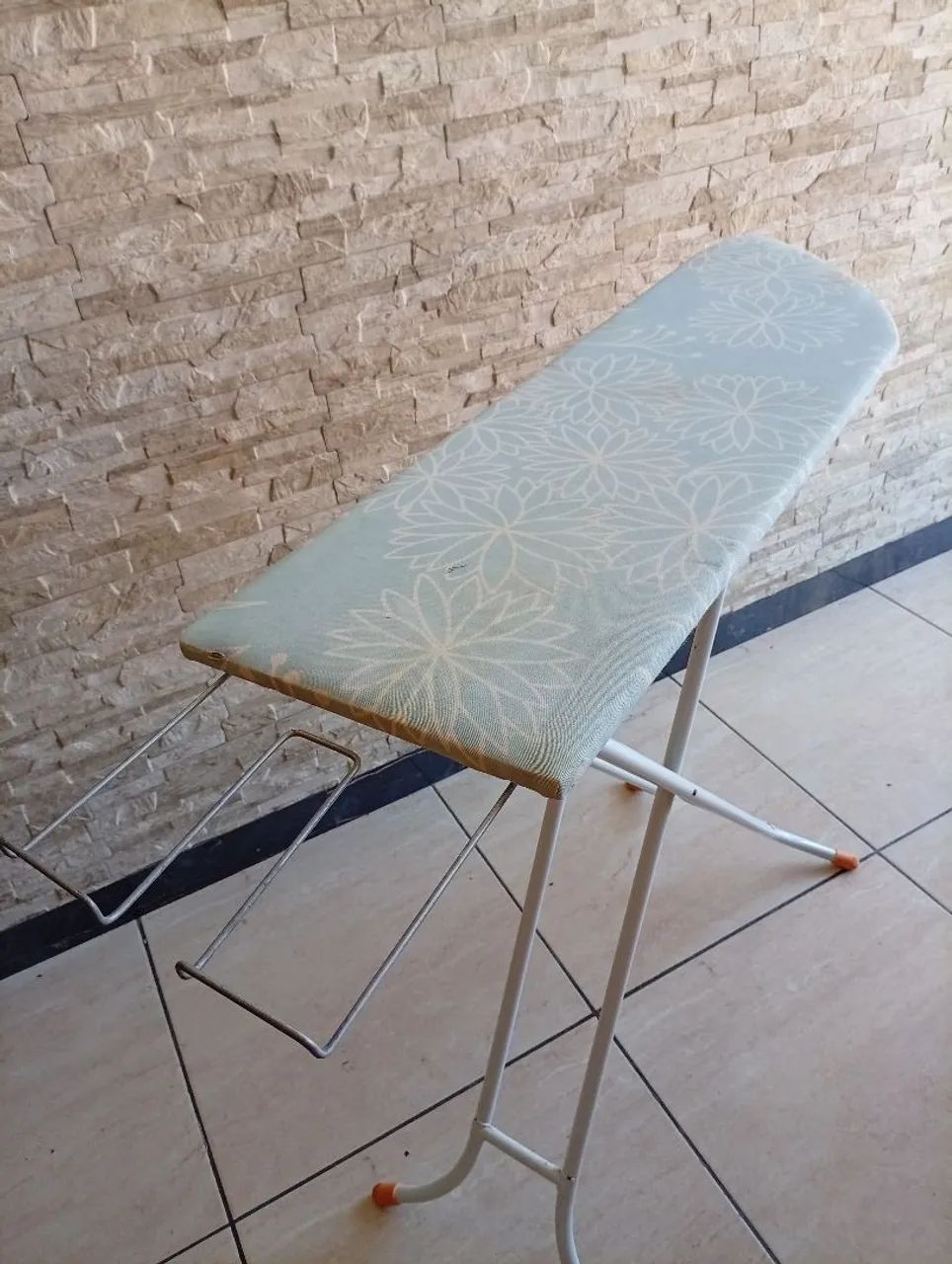 Tábua de passar roupa  - Foto 4