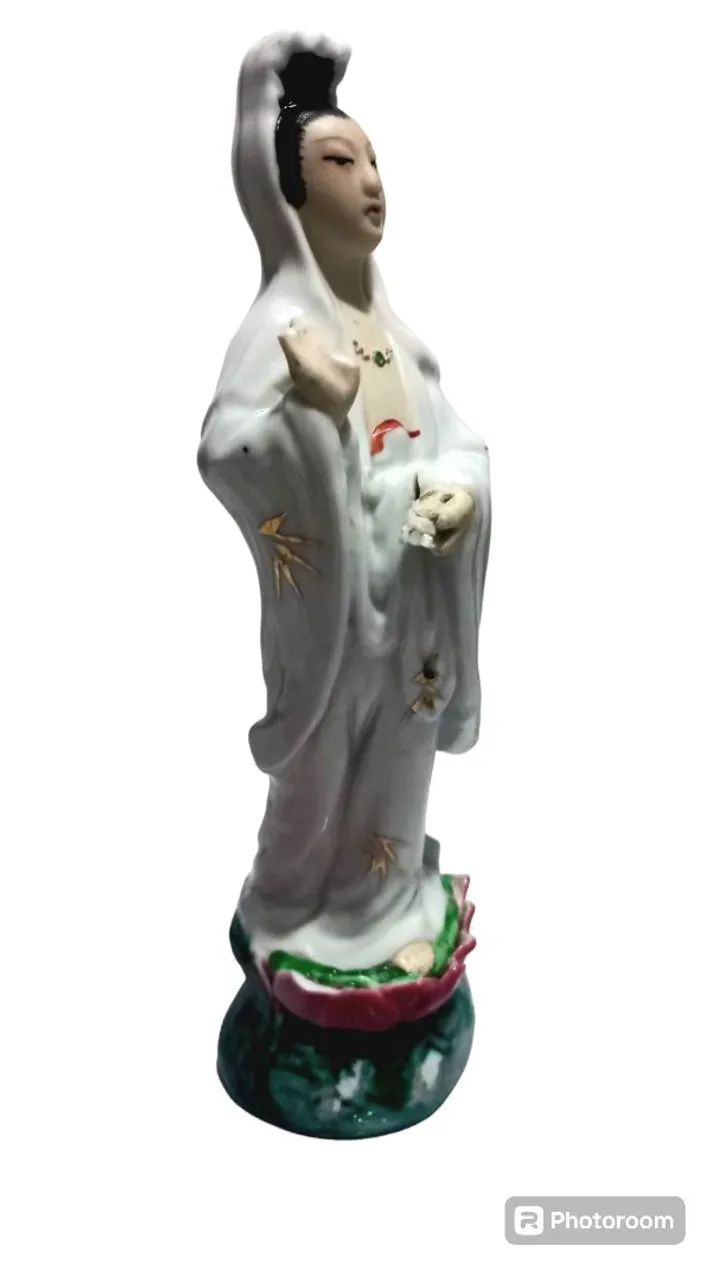 Boneca chinesa porcelana deusa Guanyn 22 cm - Foto 3