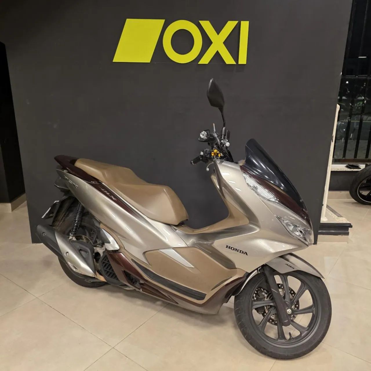 PCX 150/DLX