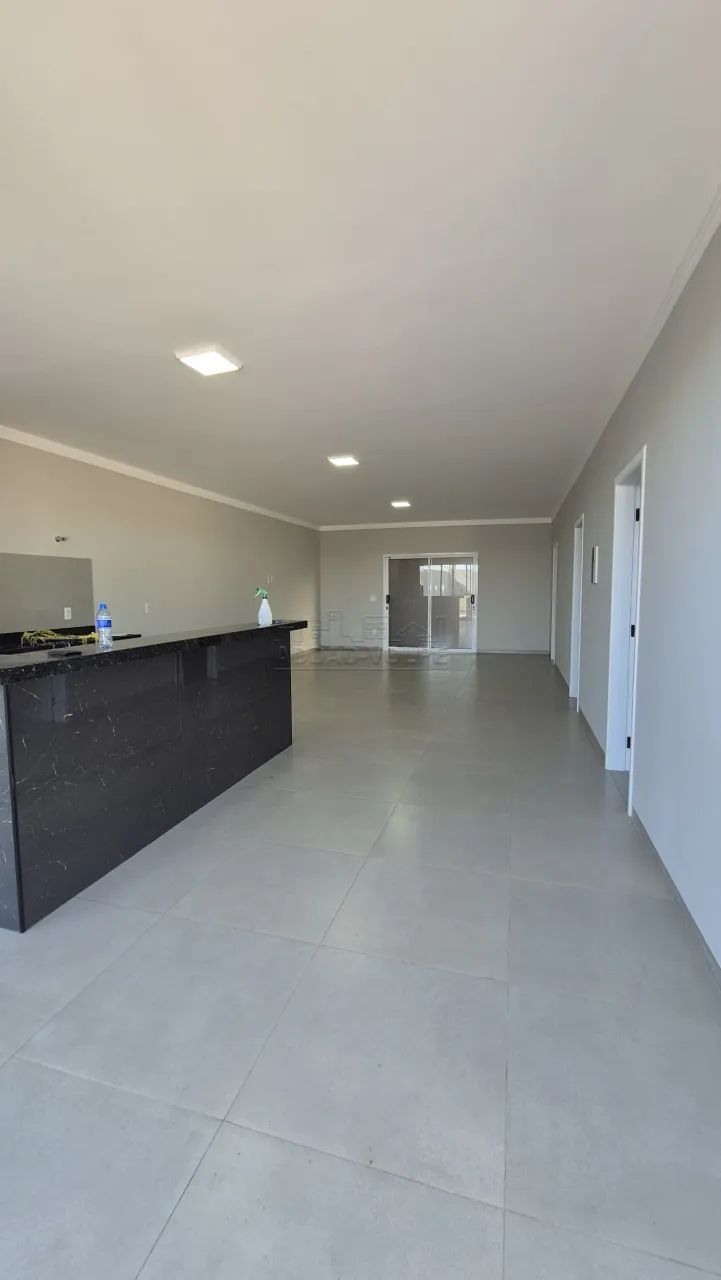 Casa térrea, dois dormitórios, com piscina - Piratininga - Foto 5