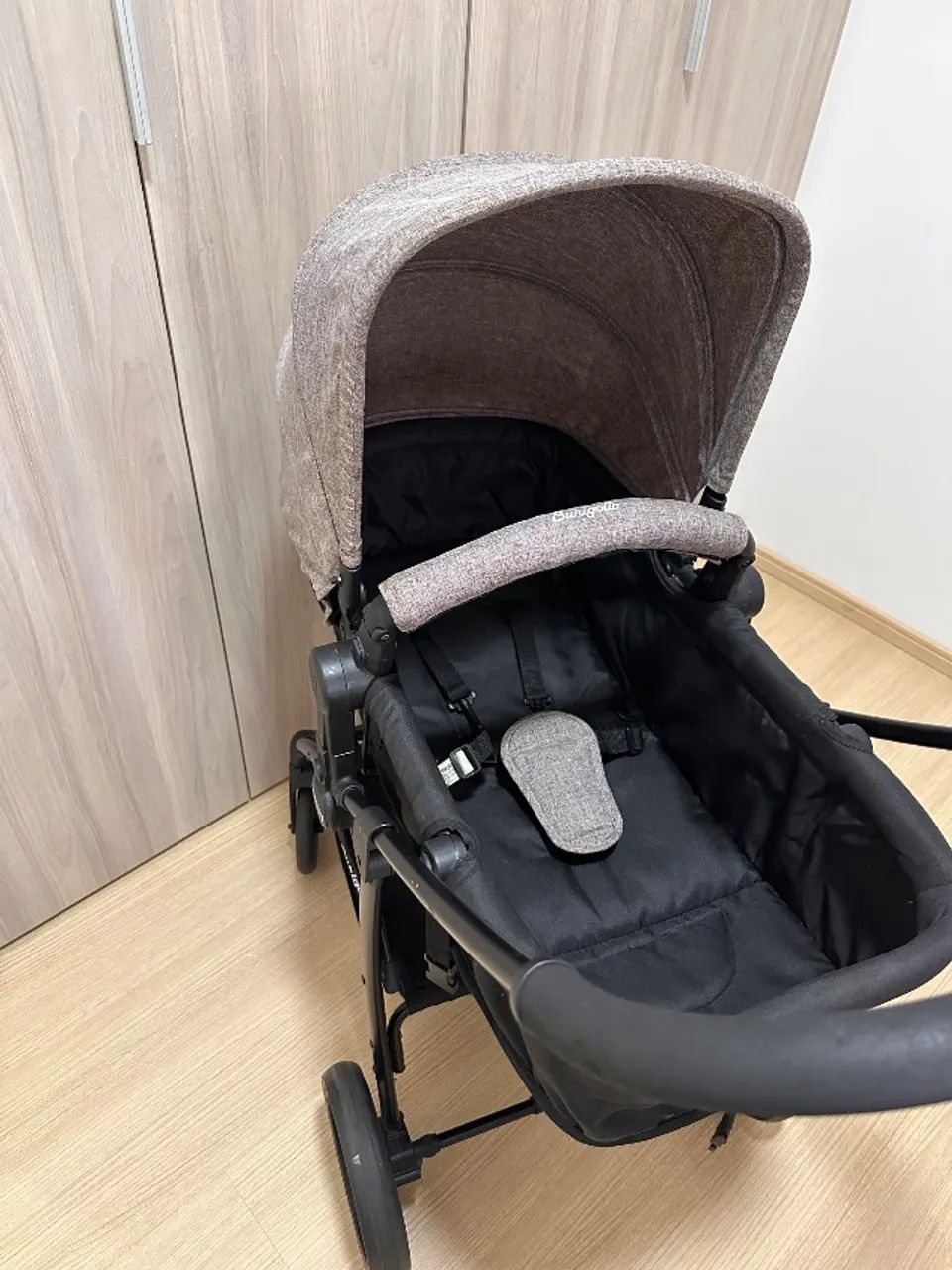 Carrinho de Bebê Burigotto Convert + Bebê Conforto + Base - Foto 2