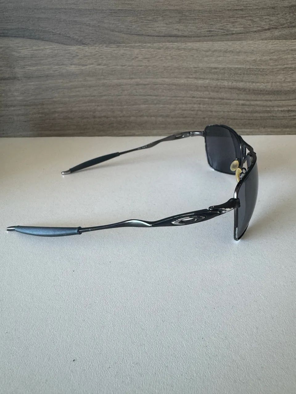 Óculos de Sol Oakley Crosshair Original Titanium. - Foto 4