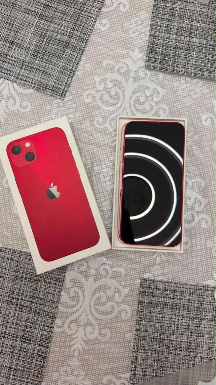 iPhone 13 / 256GB / Vermelho  - Foto 4