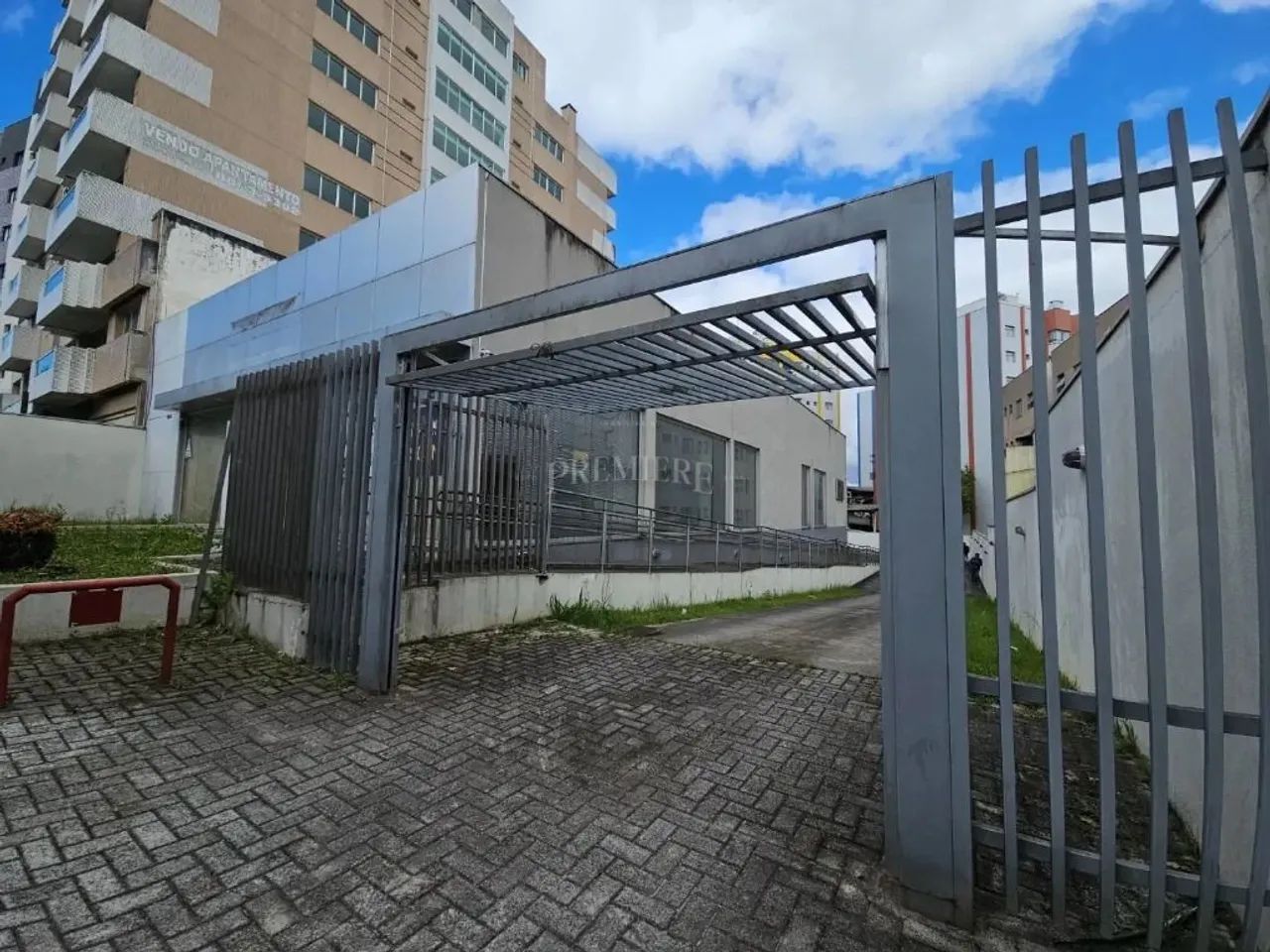 Loja para alugar, 448 m² - Cabral - Experimente o Atendimento Boutique!!! - Foto 3