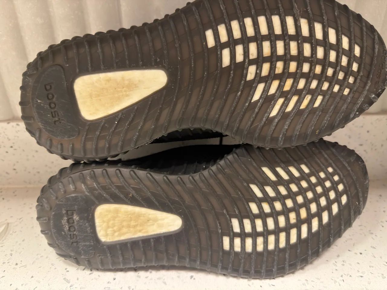 Yeezy Boost 350 V2 Bred - Original - Foto 5