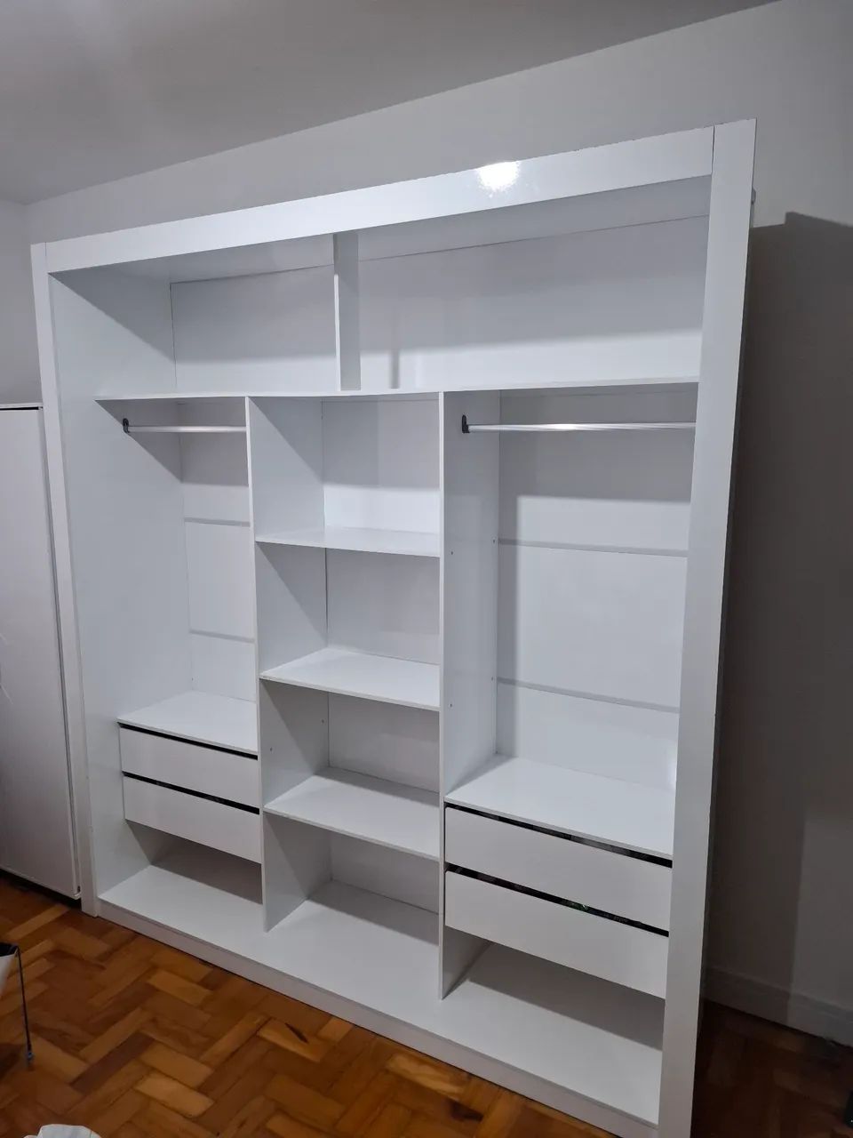 Guarda-roupas tipo closet