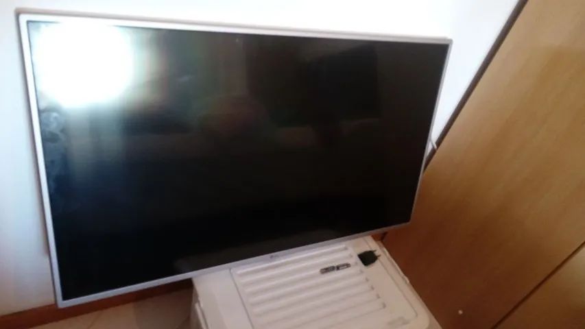 Smart TV LED LG 43 polegadas com resolução Full HD