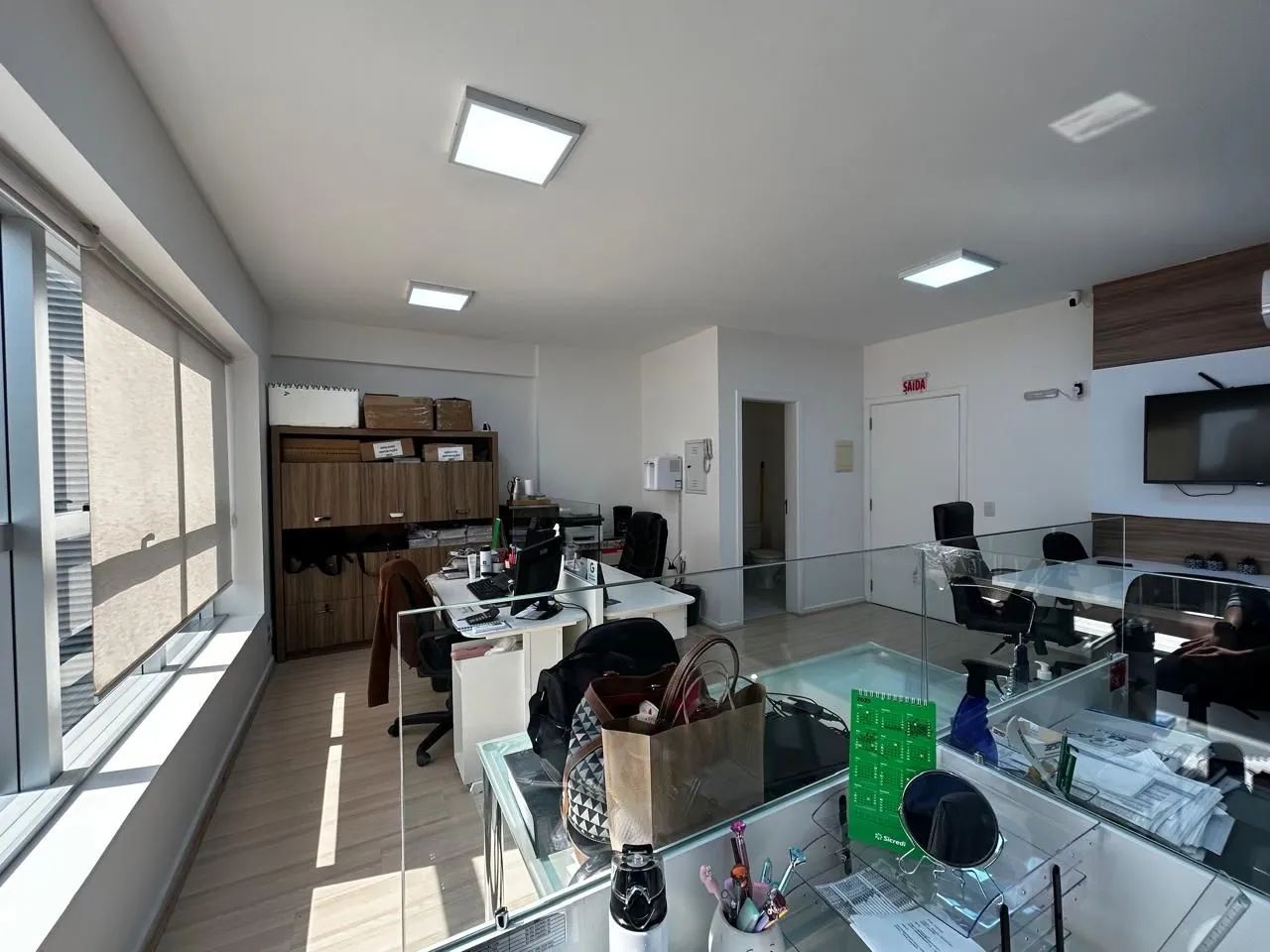 Sala comercial para alugar com 54 m² - Bairro Estreito, em Florianópolis. - Foto 2