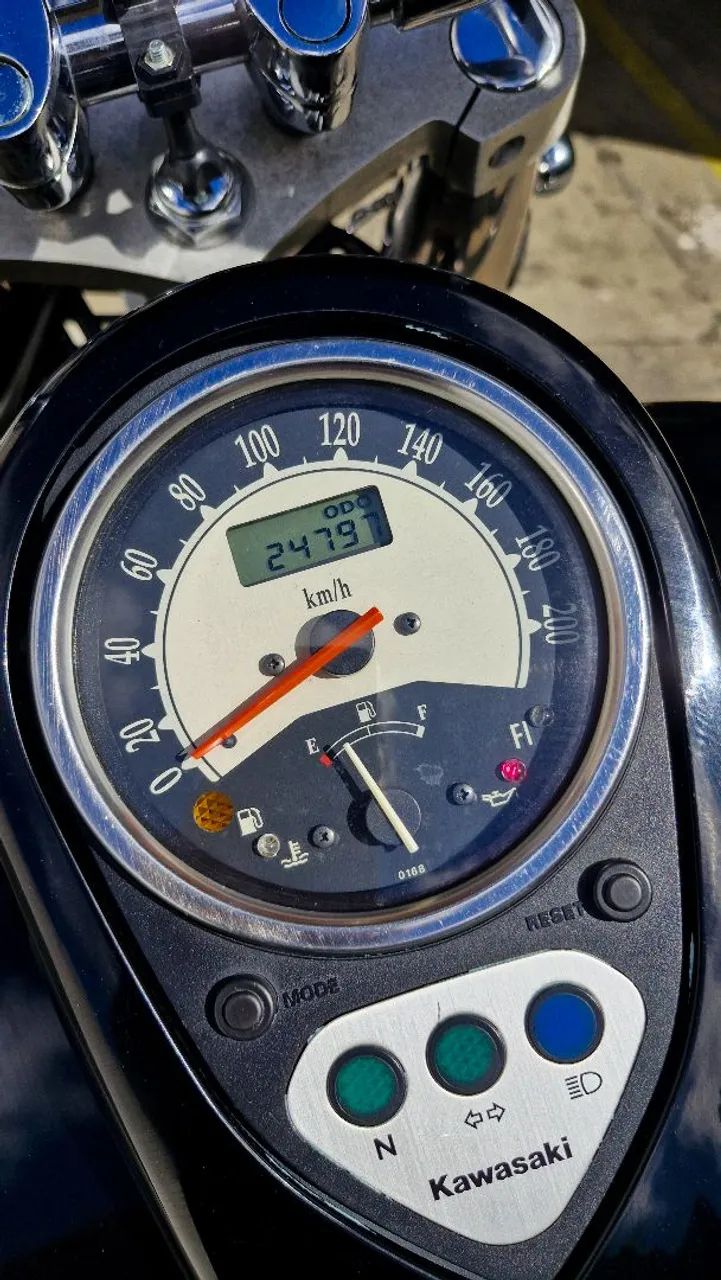 Kawasaki Vulcan 900 - Foto 3