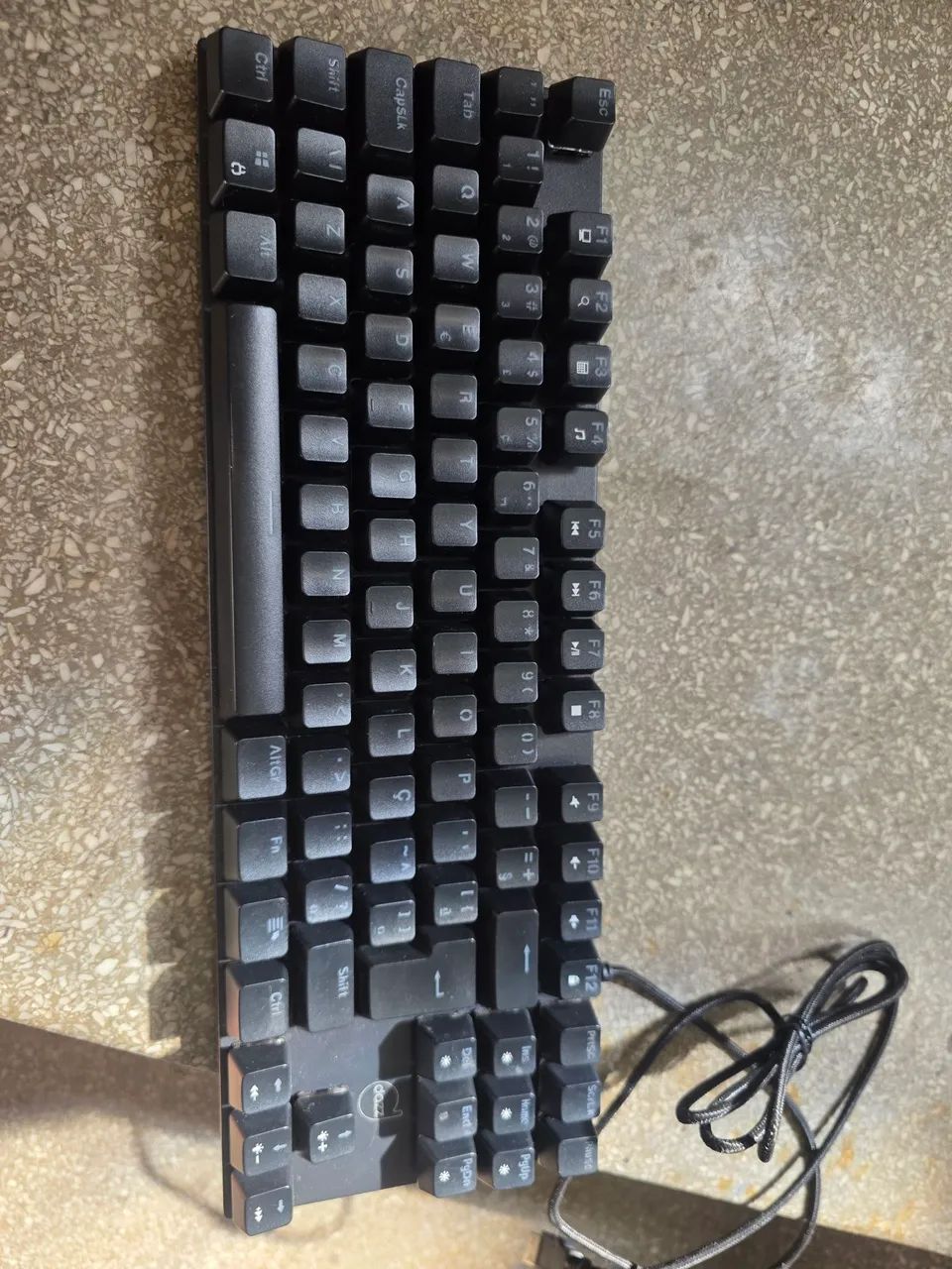 Teclado mecânico dazz funcionando perfeitamente switch red 